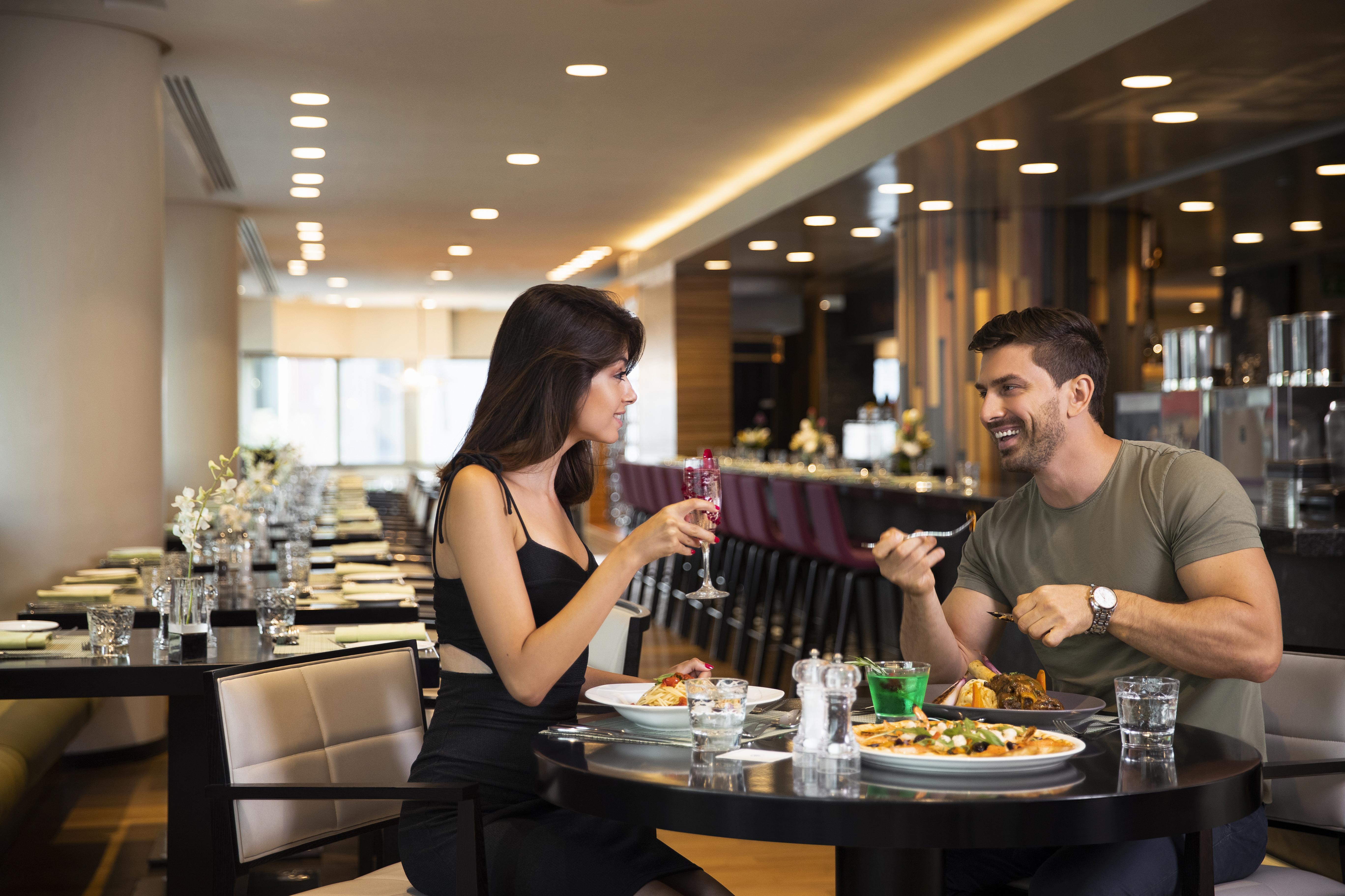 Towers Rotana - Dubai Hotel Ngoại thất bức ảnh