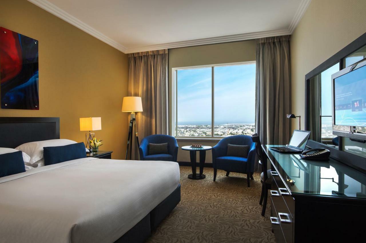 Towers Rotana - Dubai Hotel Ngoại thất bức ảnh